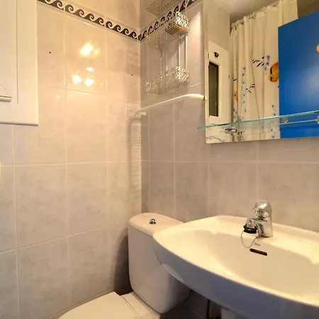 By With Pool In Costa Brava 埃斯塔蒂特